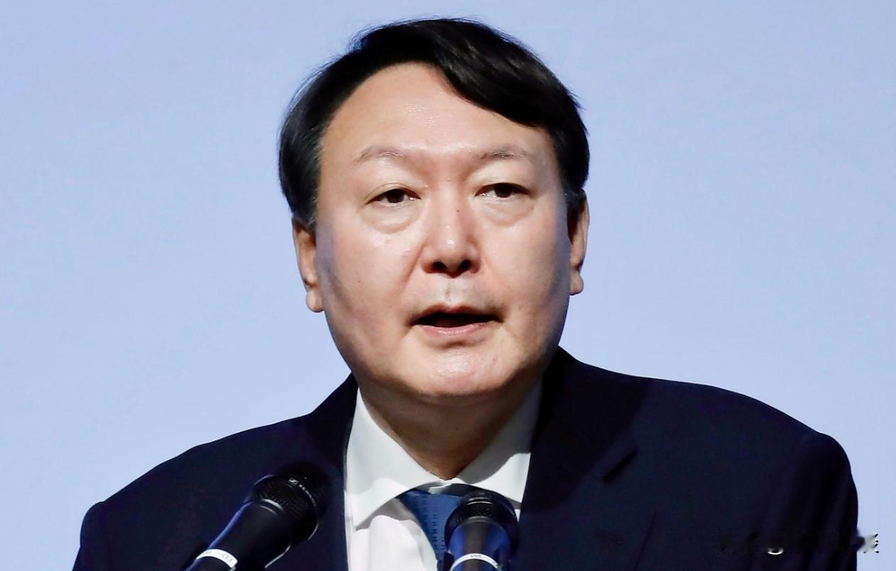 尹锡悦被要求判死刑，韩方向我国通报：前政府犯下的大错终于纠正韩国检方给出了一