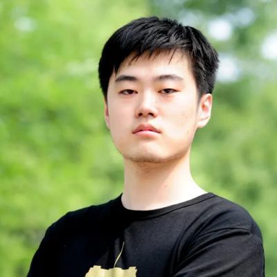 厉侃，90后超级学霸，清华大学力学天才，美国西北大学博士，剑桥大学博士后，谢绝国