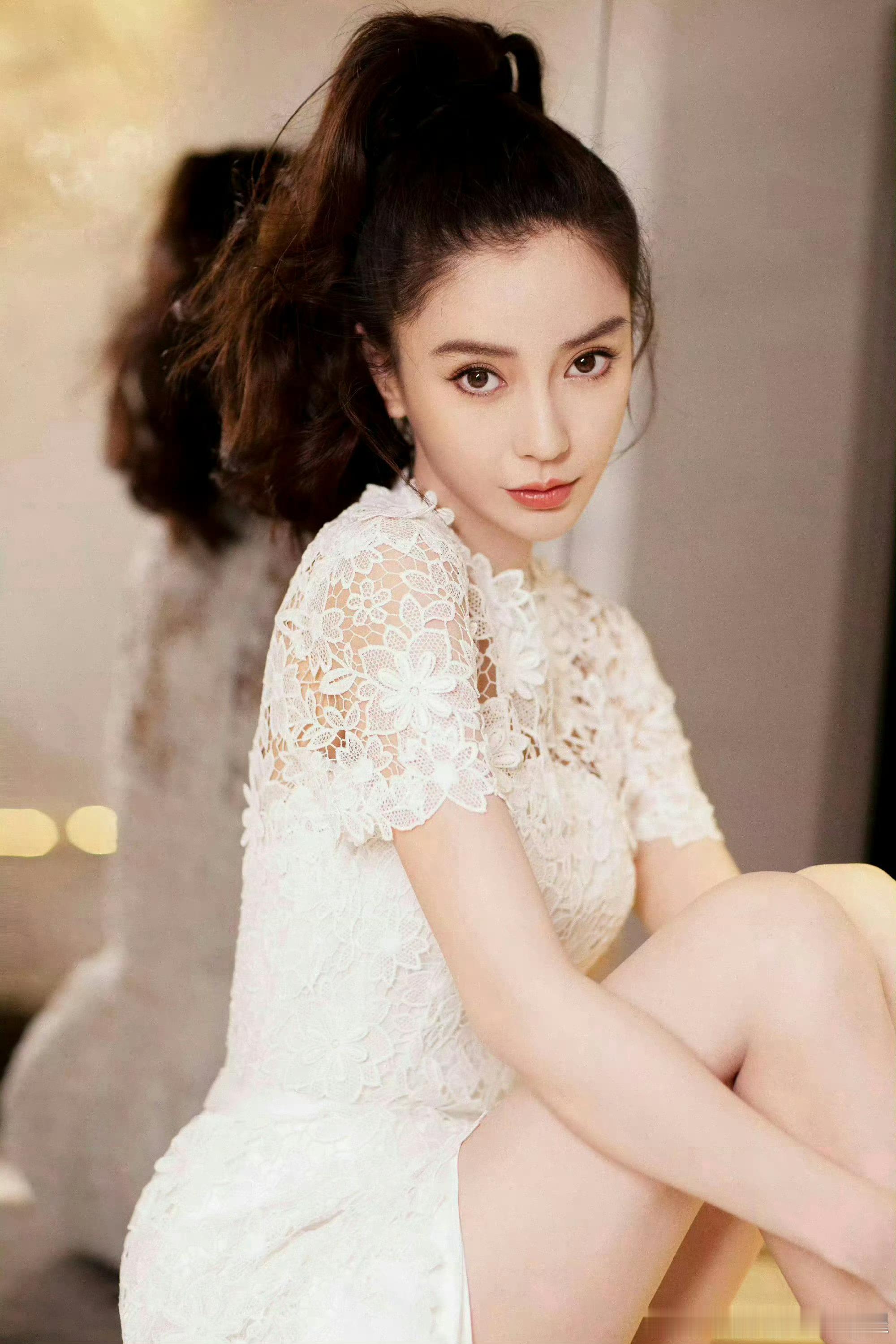 杨颖好漂亮小海绵一出生就是顶流待遇​​​