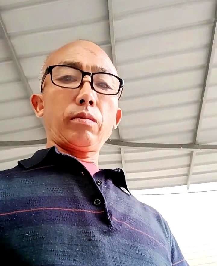 科三考了五次，考报了需要重新报名，这个其实就是驾校的套路。其实考了五次不