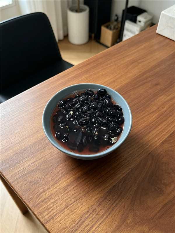 建议申遗吧!黑豆水消灭近视到底多厉害，娃每次一杯喝了半年，度数从175降到25!
