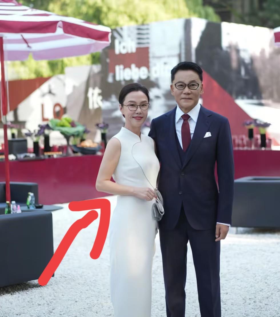 张丹红的现状给所有女人都提了个醒就是你长得再漂亮，再能挣钱，也千