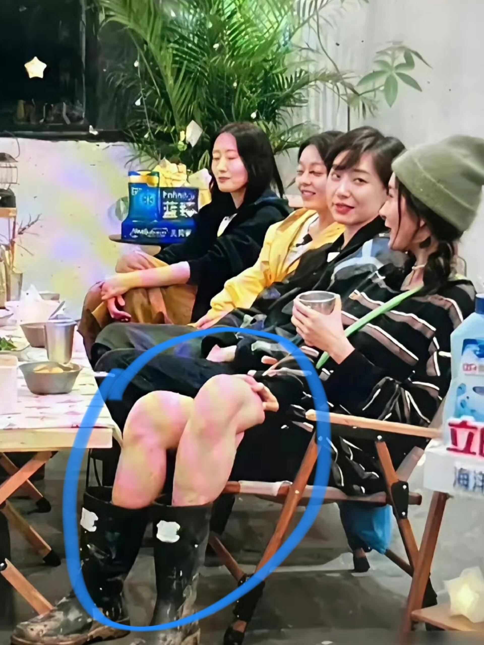 杨幂的腿太长了一看就挺有劲