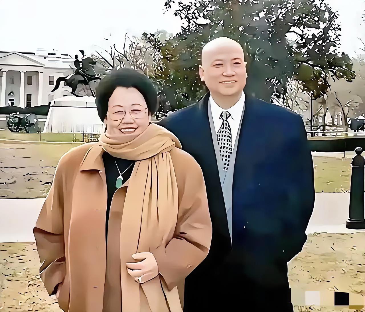 果然姜还是老的辣，我问我爸，迟重瑞跟陈丽华在一起36年，真的是吃软饭吗？我爸