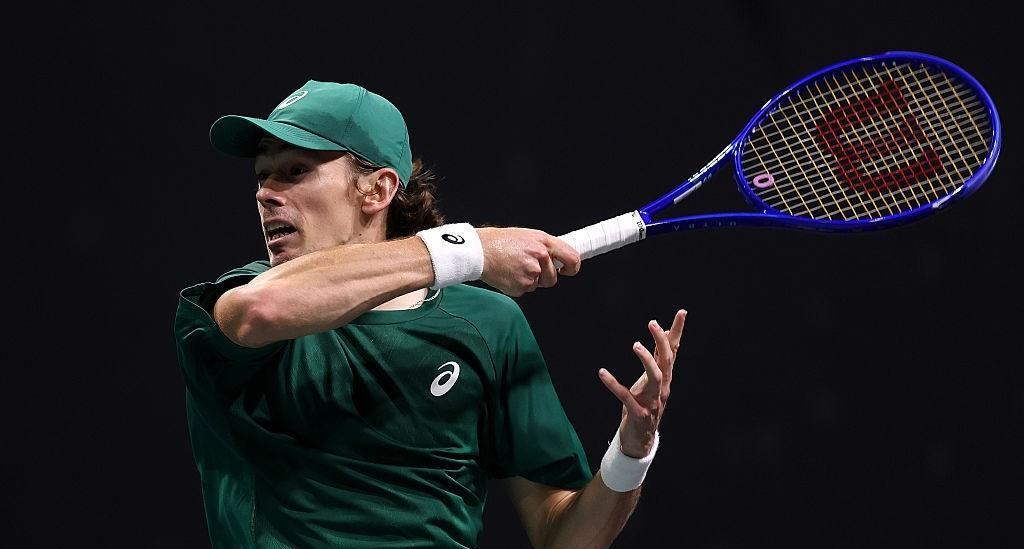 德米纳尔，锁定年终总决赛！以2-0横扫卡恰诺夫晋级巴黎大师赛男单8强之后，德米