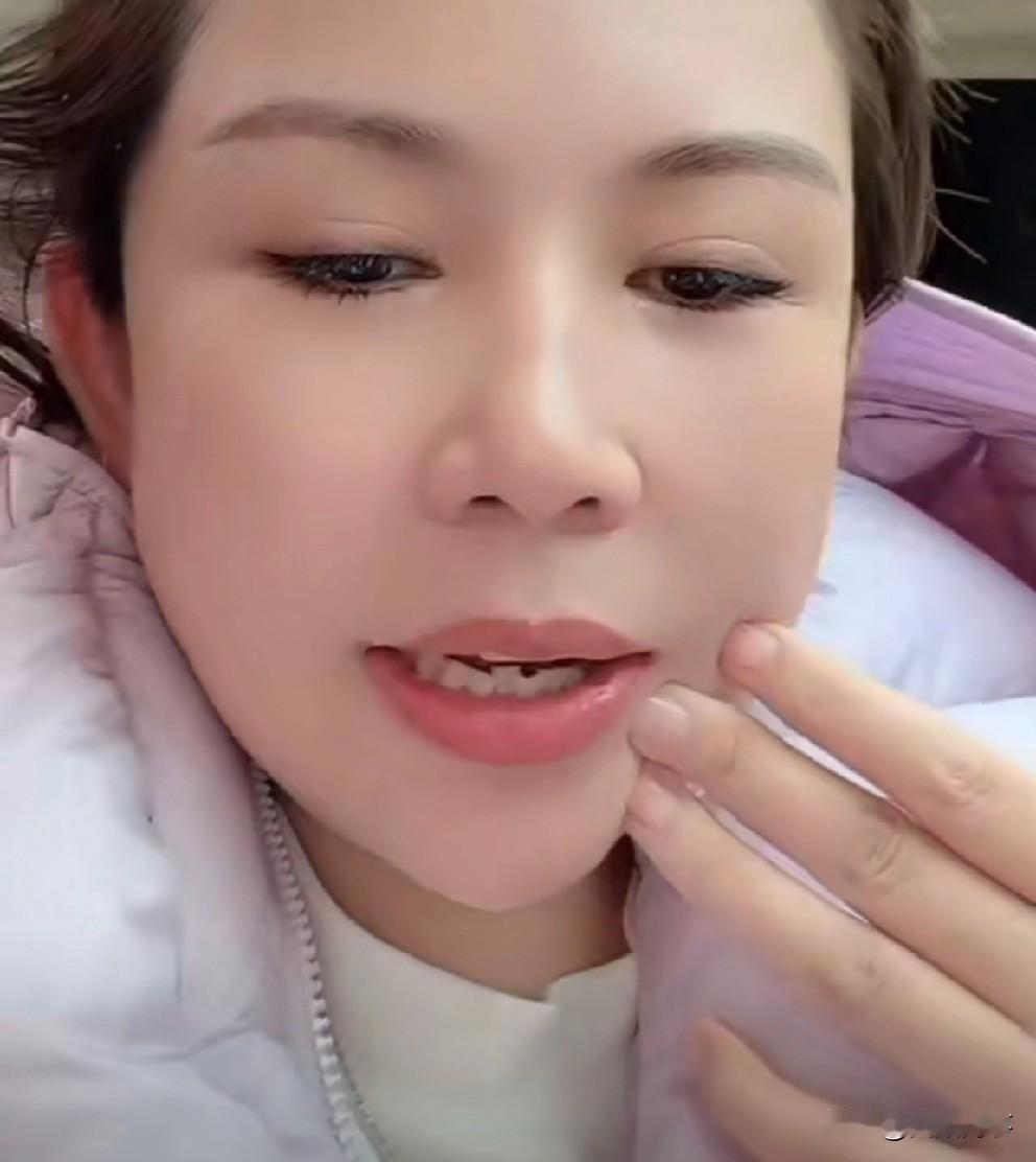 驴姐点评各大网红老婆谁张的最好看，第一二驴老婆平荣！