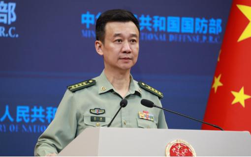 中国没进圈套，反倒反手掐住了美国的军工命门！420枚ATACMS导弹、82套海马