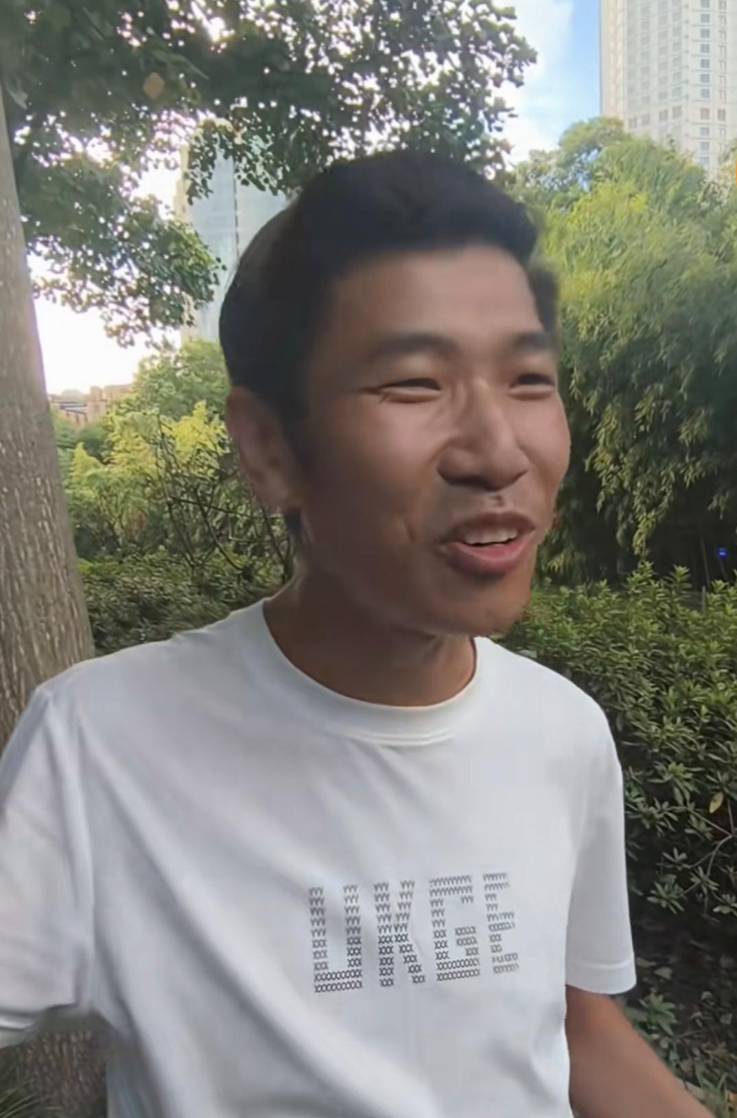 又出来了！张半仙发声，他已经满仓了，不可能空仓的。张半仙表示，他看好的事情，绝对