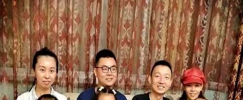 许敏说，姚策是在上幼儿园前，查出有病。当时两边老人，把责任全推自己身上，