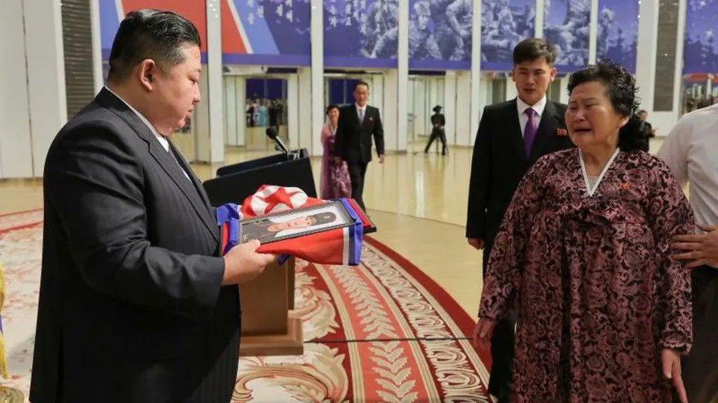 🇰🇵🇺🇦金正恩的“乌克兰烈士”纪念仪式金正恩刚刚在平壤举行了一场罕见