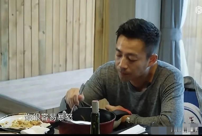 或许，大S跟汪小菲离婚不仅仅是因为出gui。其实，她在某夫妻档综艺节目里，就