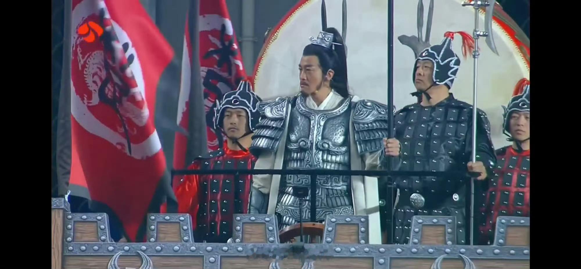 何润东霸王全妆有人问：“马呢？”可这是战船啊！“至今思项羽，不肯过江东。”何润东