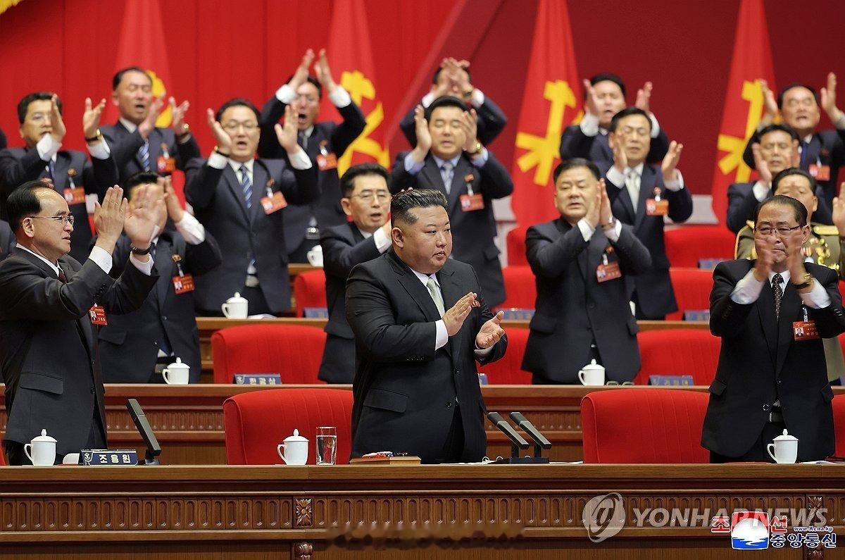 东北亚韩国国家安全战略研究院公开了最新修订的《朝鲜劳动党章程》全文。新版党章序