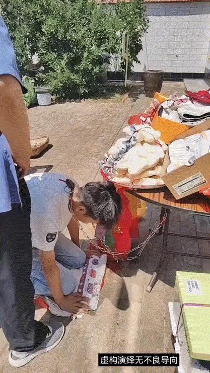 要不是有互联网，我到死也不知道过生日得拴链子，这仪式感……