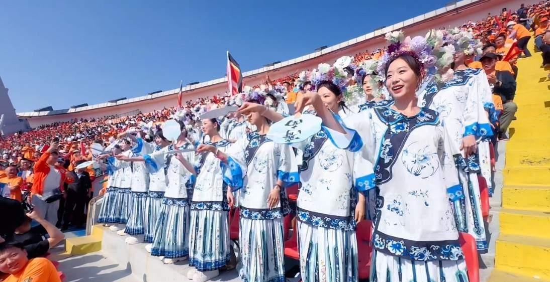 济南文旅这次彻底火了！不过是因为争议太大火起来了！而火起来的根本原因是济南文