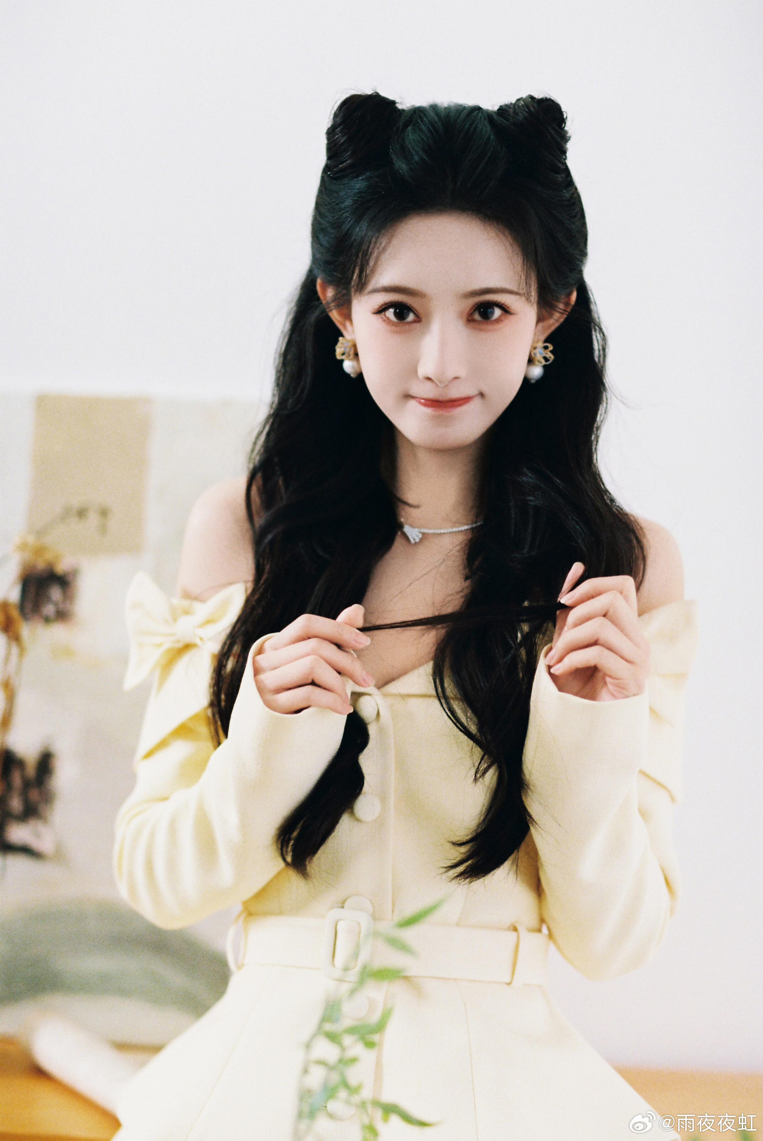 孟子义情商太高了孟子义把努力写进每一天孟子义全年无休的极致自律。两年仅休2天，这