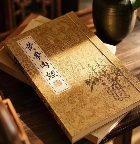 哪有什么顽固高血压，古代叫脉胀！2味药煮水，肝火清、痰湿消，血压慢慢稳很多高