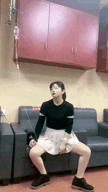 这次医院必须要赔起肯定是输错药了把盐纳拿成了兴奋剂