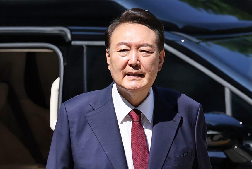 法院支持尹锡悦没想到韩国法院竟然选择了帮助尹锡悦，不允许拘留！当地时间6月2