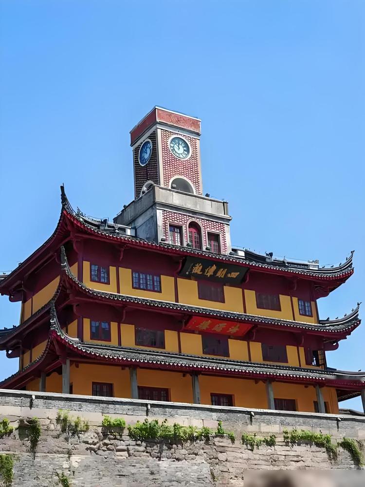 南京和宁波同一天站上风口浪尖！事情是这样的，江苏已经派遣了调查组，去彻查南京文物