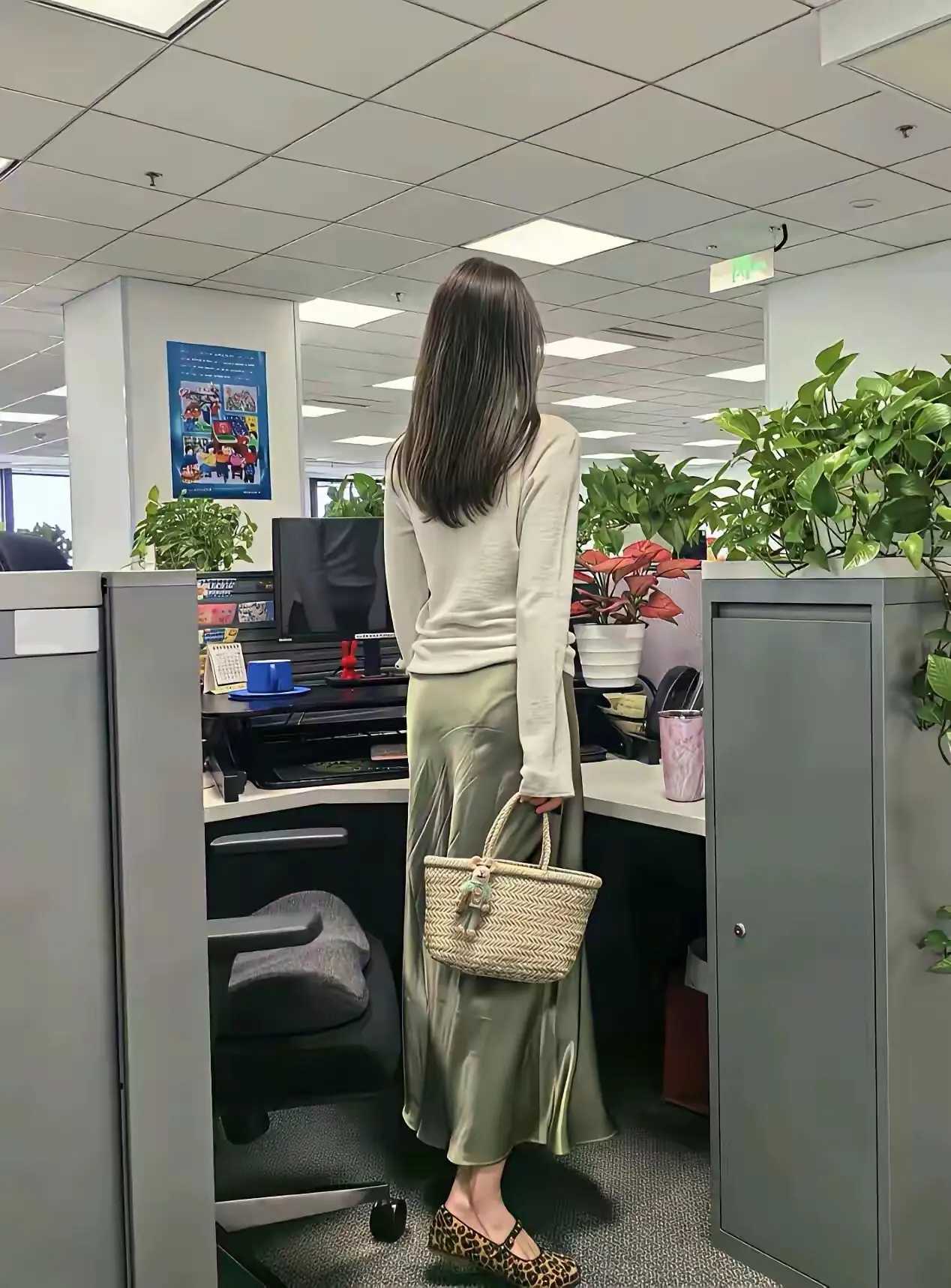 她一定是领导的好秘书。