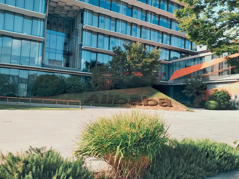 最近大家对阿里AI战略走向讨论热烈，不少资深博主指出“阿里AI的大方向没有变”。