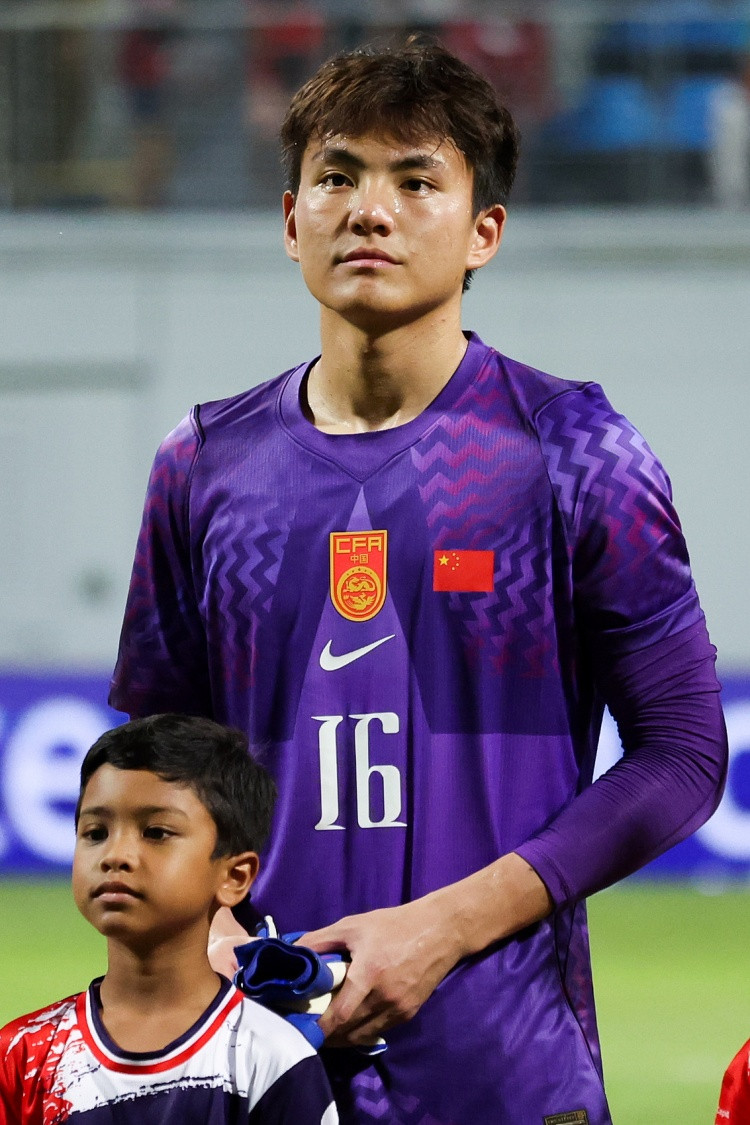 热议U23国足铜牌: 能不能让李昊旗手! 谁能想到三大球男足挣面子