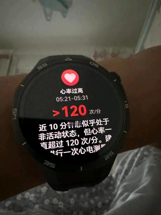 哈哈，神奇的巴萨定律！近些年的欧冠赛事，但凡在半决赛淘汰巴萨的球队，最后都夺得欧