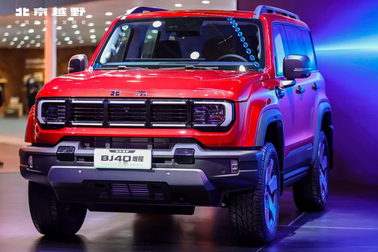 4月24日，BJ40增程长续航版在北京车展正式开启预售，预售价21.48万元。