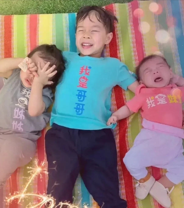 2013年郭晶晶生子，霍震霆奖励过亿豪宅，1亿作孙子教育基金；2017年郭晶晶二