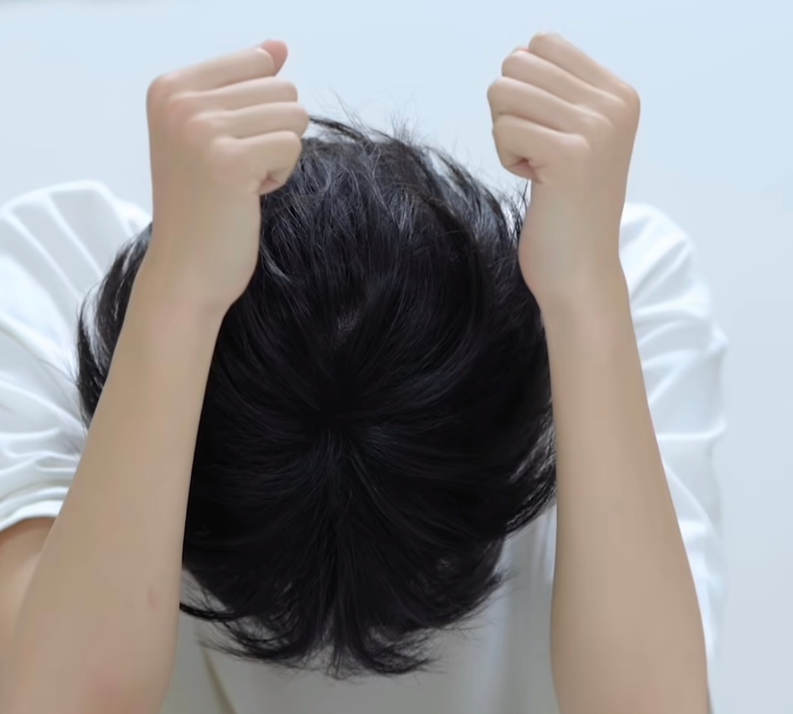 但是我还是很羡慕这个看不到一丝发疯茂盛生长的头顶