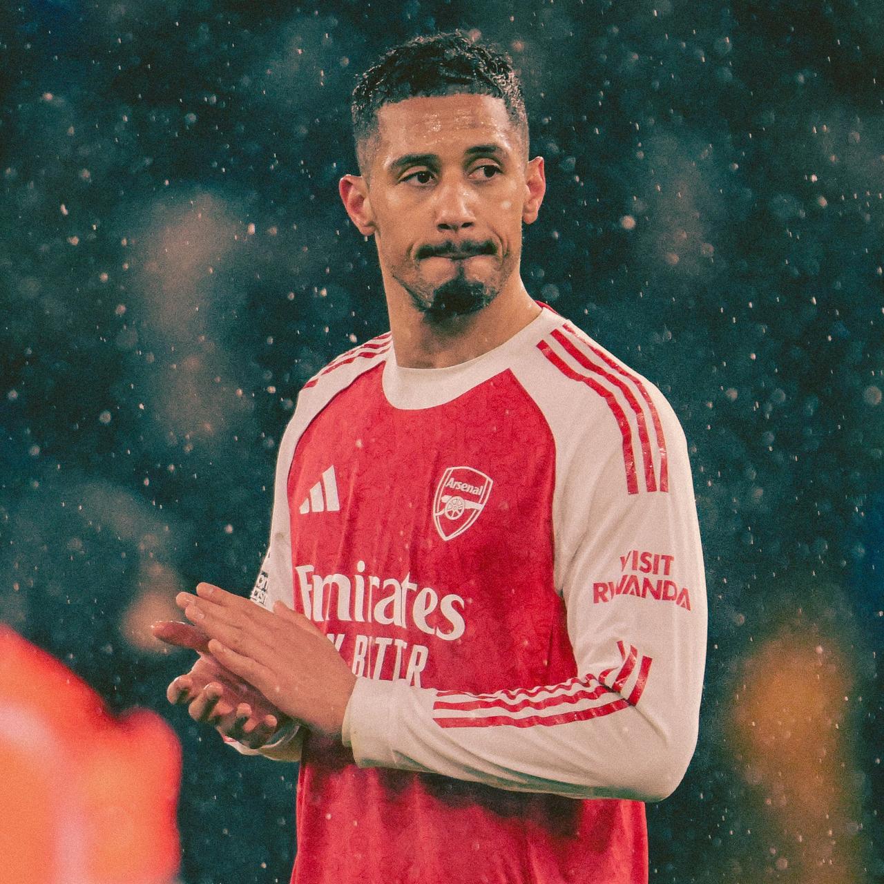 【真·掉链子】英超第31轮先赛一场，阿森纳客场2-2战平狼队，爆出大冷！此役过后