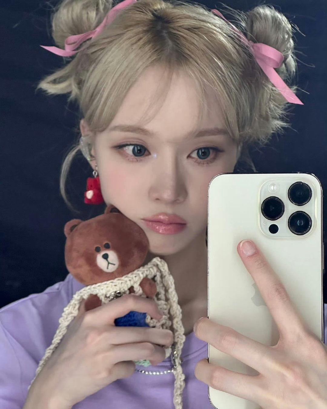 #Jisoo陈都灵winter朴志效撞衫#很久以前的造型了衣服好看winter也好美呀[大笑]百变旼