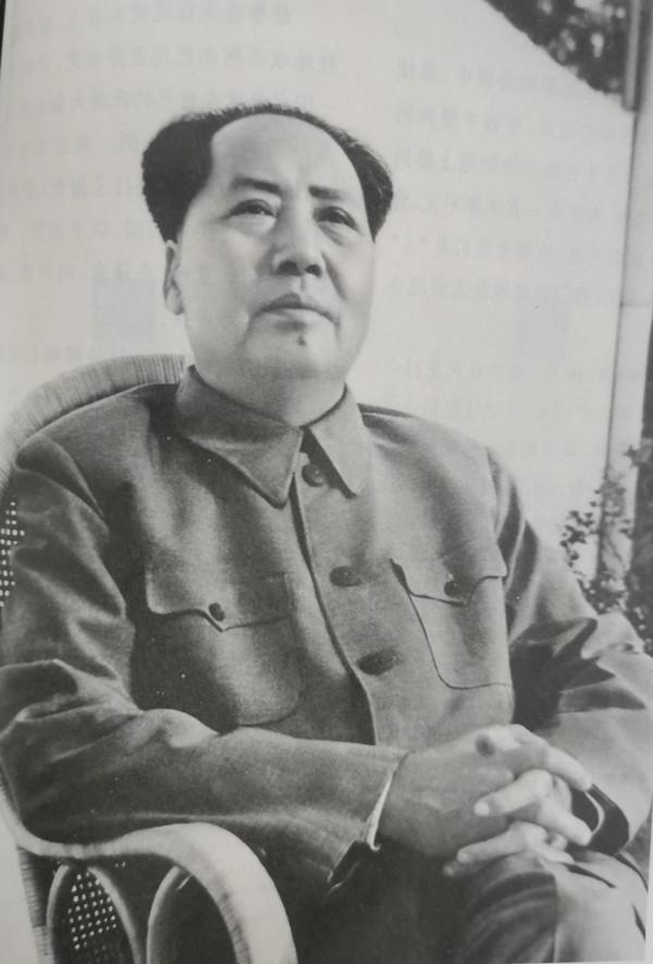 1948年济南战役前夕，毛泽东召见王建安，任命许世友为攻城总指挥，同时点名让王建
