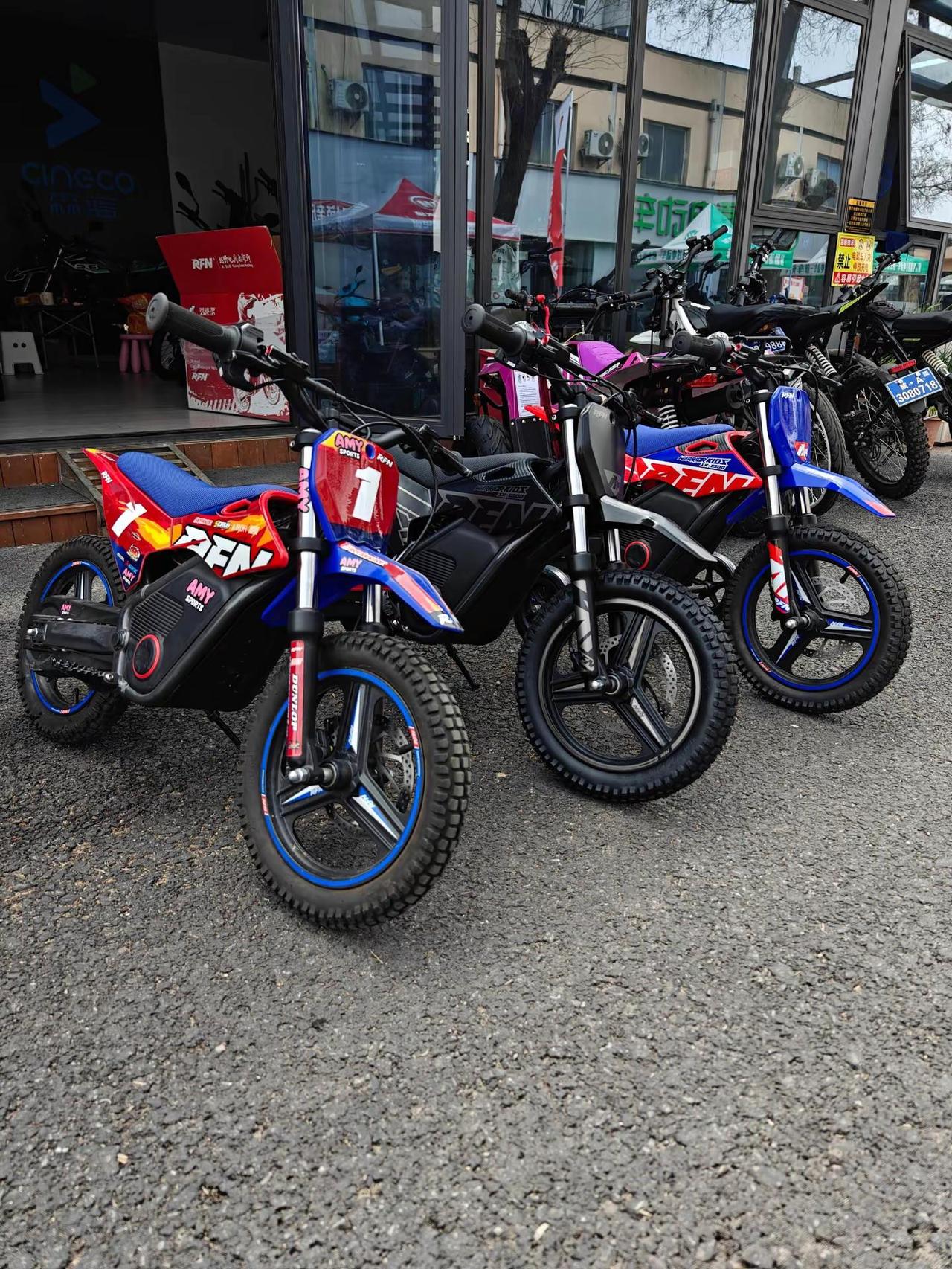 儿时一见钟情的车，胜过一切的三千多阿波罗战娃阿波罗RFN战娃warriork