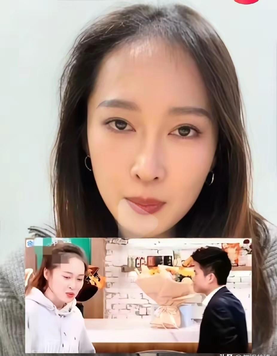 一个微笑，能让互联网记恨两年。YOYO终于解释了那个表情。当时她以为问题解