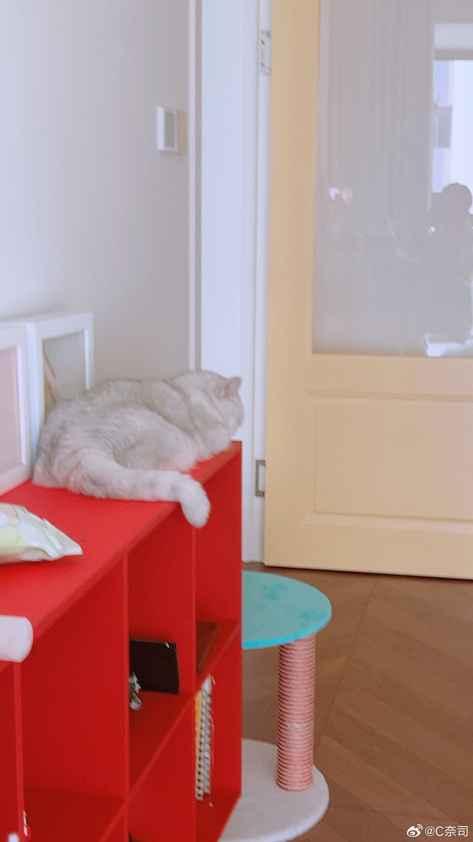 伸懒腰