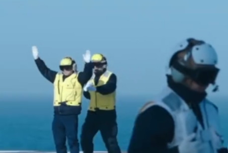 首次曝光！“福建”舰成功电磁弹射歼-15T舰载机重要画面，终于官宣了！7月30日
