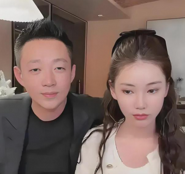 汪小菲马筱梅直播240万人围观，“任性”操作反圈粉