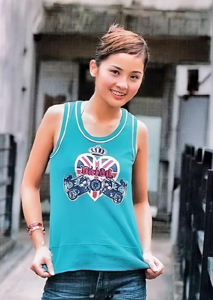 说句得罪人的话，如果我是林俊贤我绝对不会娶蔡卓妍做我老婆。不是嫌弃她二婚，也跟她