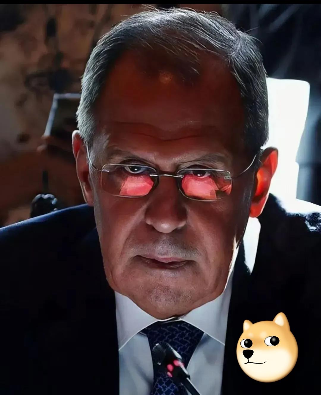 俄外长的话值得深思。12月16日，俄罗斯外交部长拉夫罗夫在电视采访说“欧洲像个乱