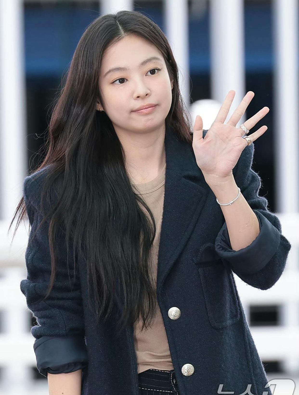 看了Jennie素颜才知道果然韩妆才是韩国最该申遗的东西​​​