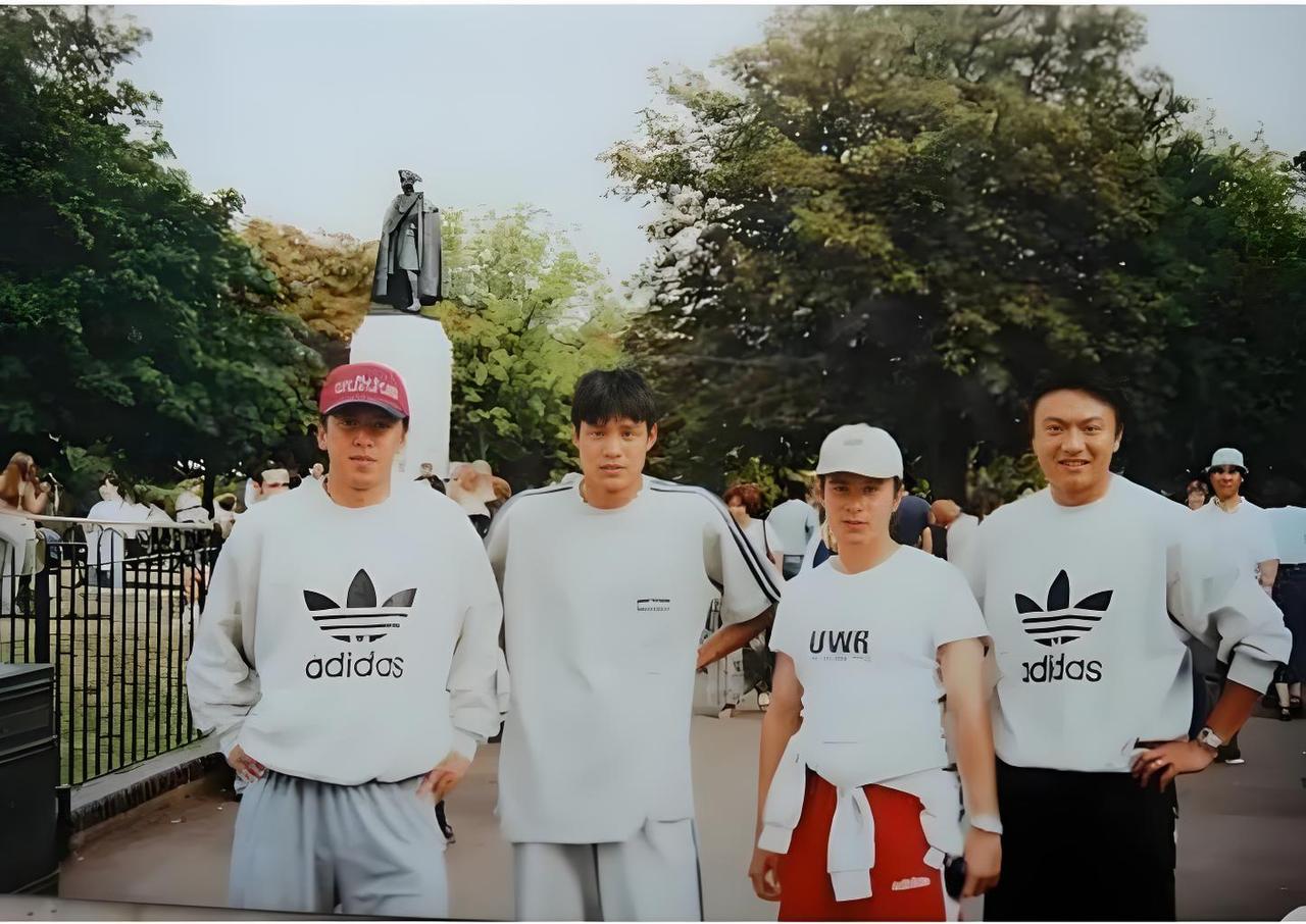 1997年8月，为备战世界杯十强赛，国足在戚务生挂帅、迟尚斌、金志扬、陈熙