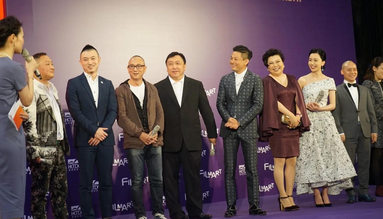 第六代导演下桌了吗本年暑期档，第六代导演作品表现分化，姜文《你
