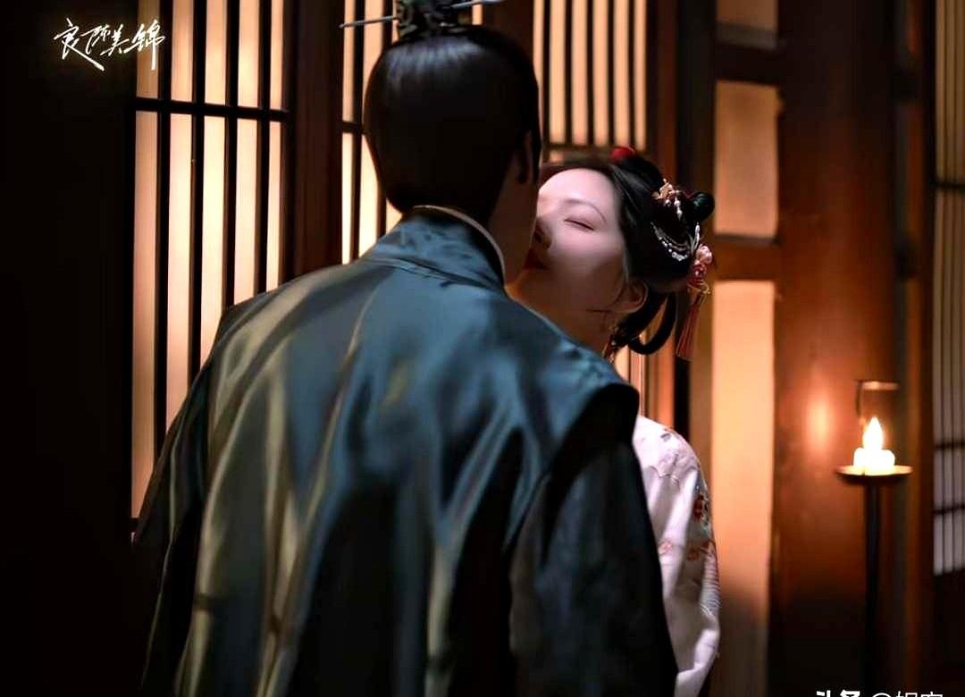 未来老丈人这眼力见儿，真是绝了。新剧《良陈美锦》里，任敏演的顾锦朝故意拿咸菜