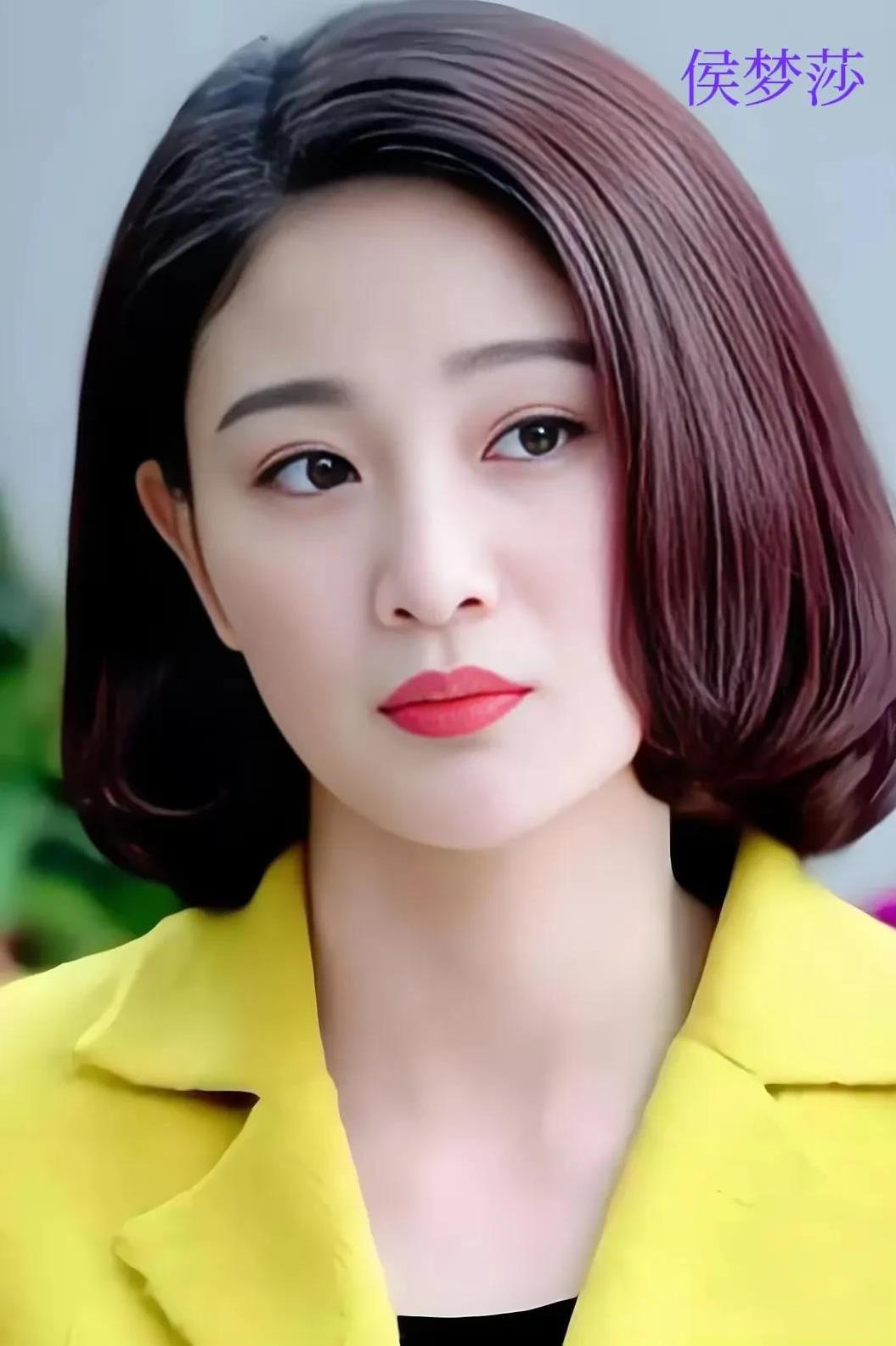 来自山东省的女演员，暂且不谈演技，侯梦莎最美，你觉得谁最美？1.侯梦莎2.李