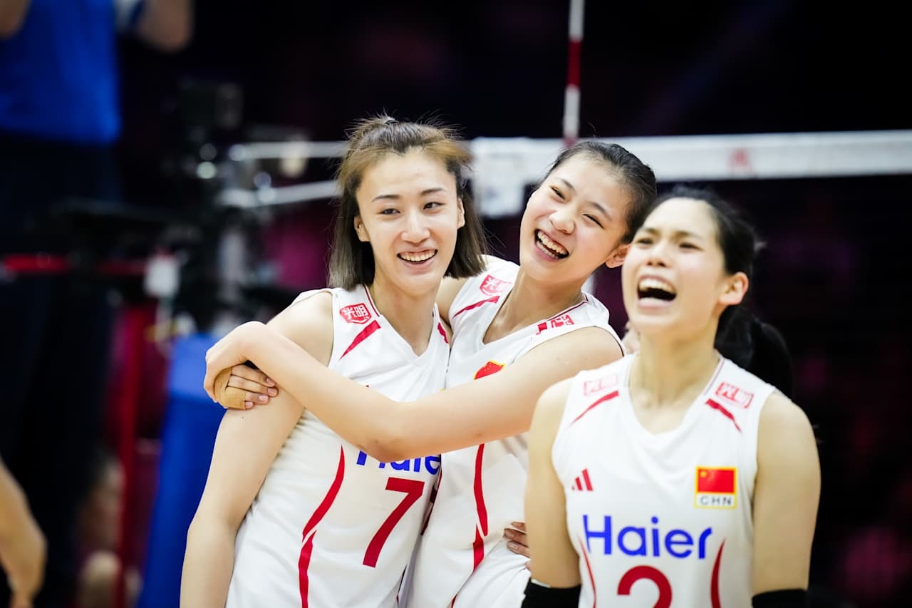 不容易啊，中国女排3比2泰国女排，第五局15比7的锻炼价值很大，张籽萱、王奥芊等