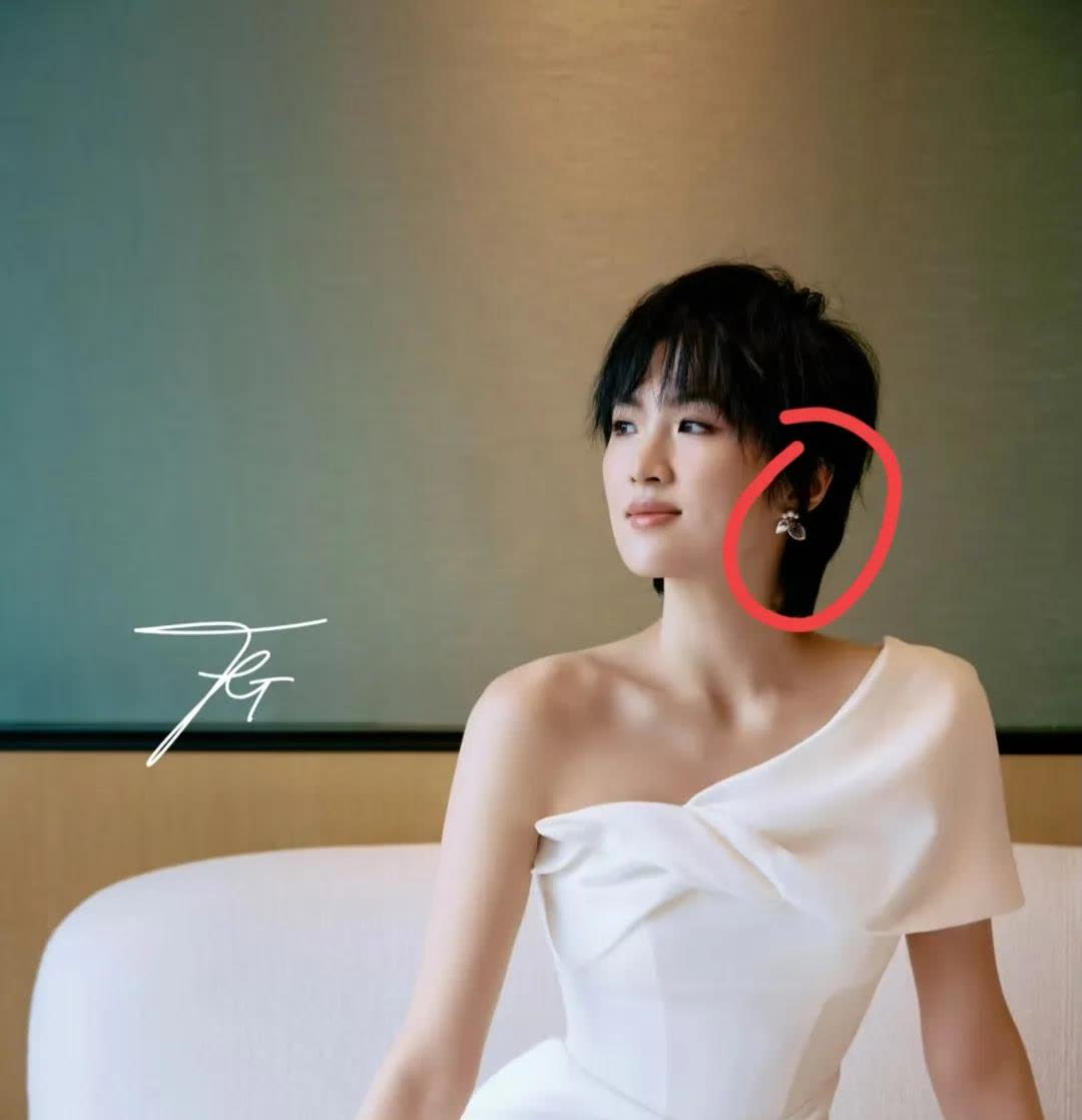大家发现没有姚安娜这个人是有点玄学在身上的她上热搜从来不是因为她自己，要