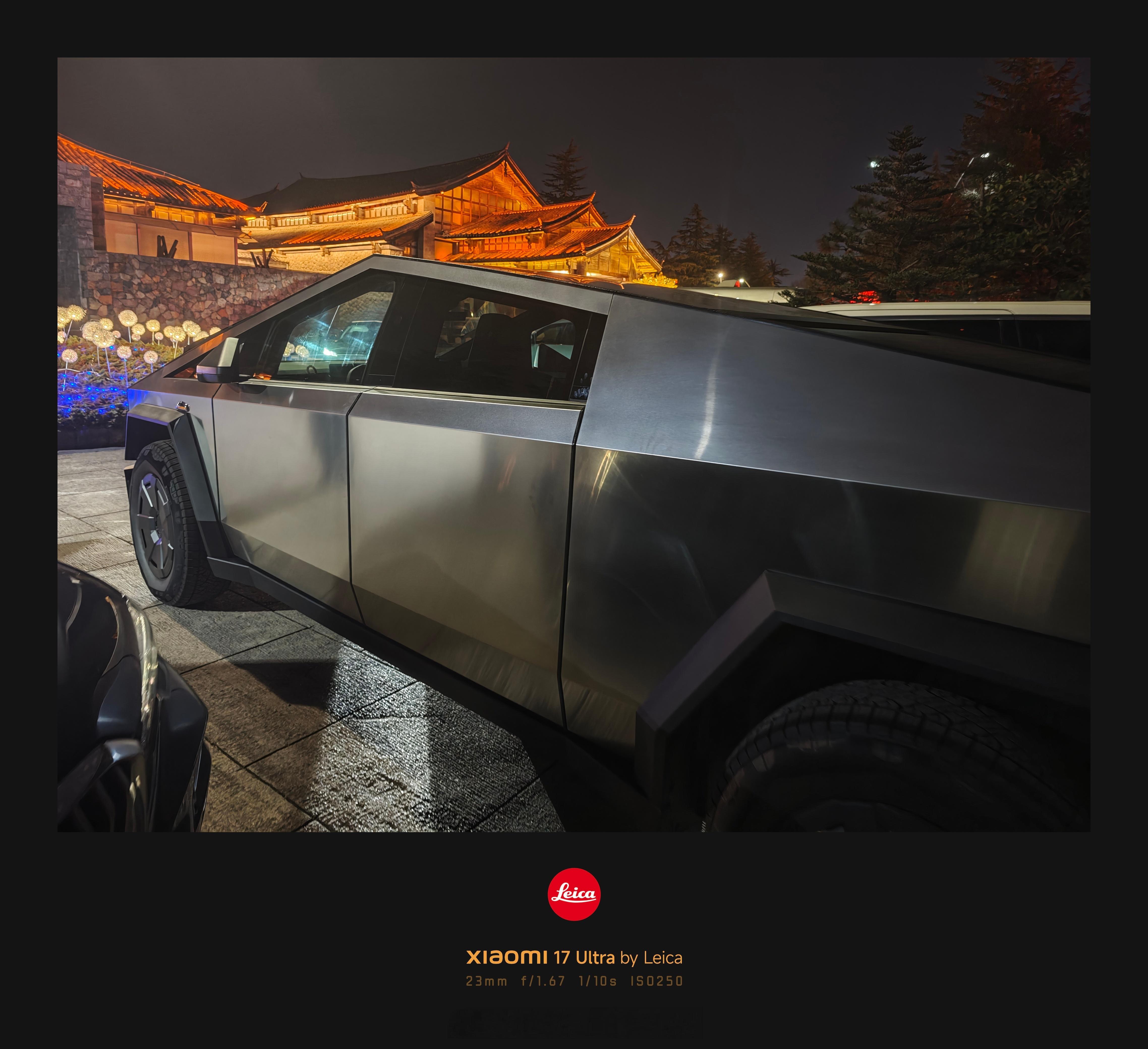 不是，这玩意儿是怎么上路的？？？侧边还没有任何标识这辈子第一次