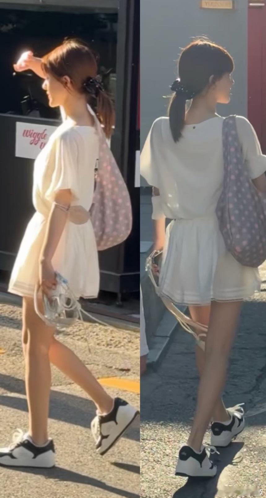 赵露思这比例真的很显高，不看脸都觉得是美女